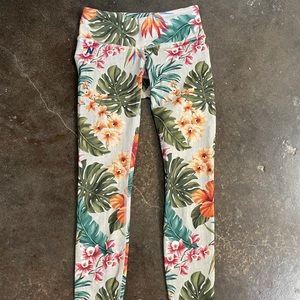 Aviator nation leggings palm print xs